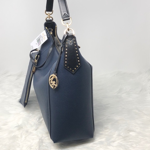 NWT Michael Kors Kimberly studded shoulder bag - Picture 5 of 8